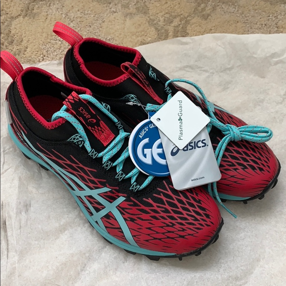 Asics Sneakers